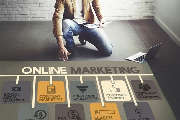 Biết được các hình thức marketing online phổ biến nhất hiện nay thì bạn mới tìm ra được phương pháp tiếp thị hiệu quả nhất (Nguồn ảnh: Internet)